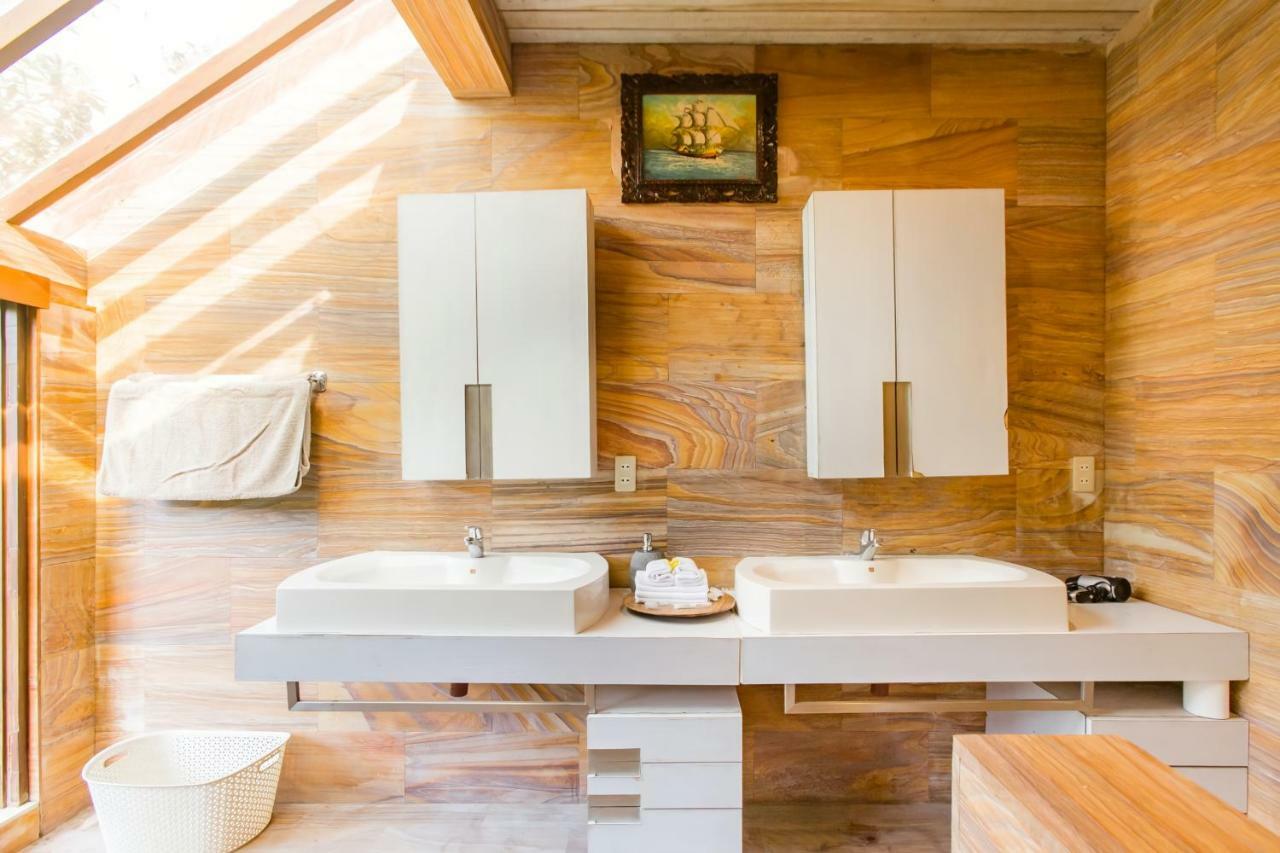 Seminyak Villa Kalyca Exteriör bild