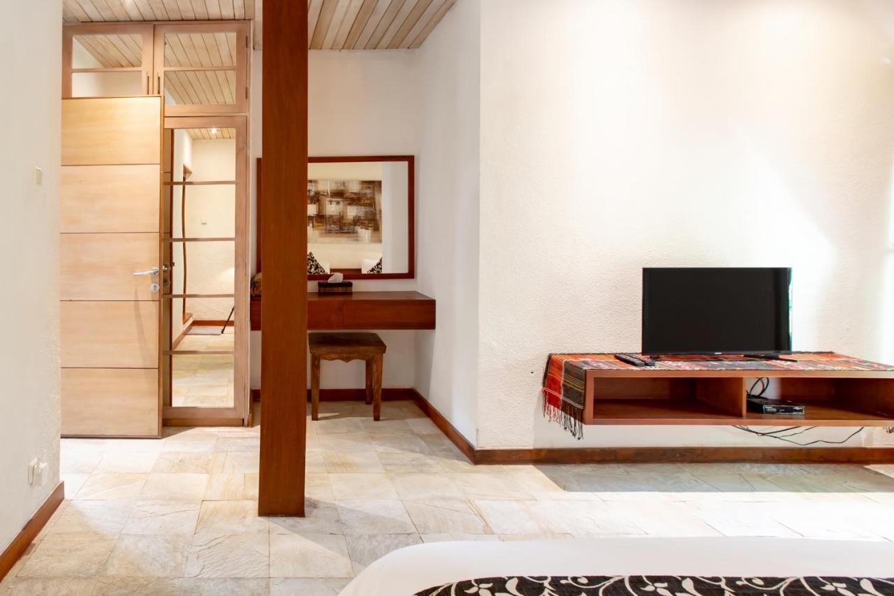 Seminyak Villa Kalyca Exteriör bild