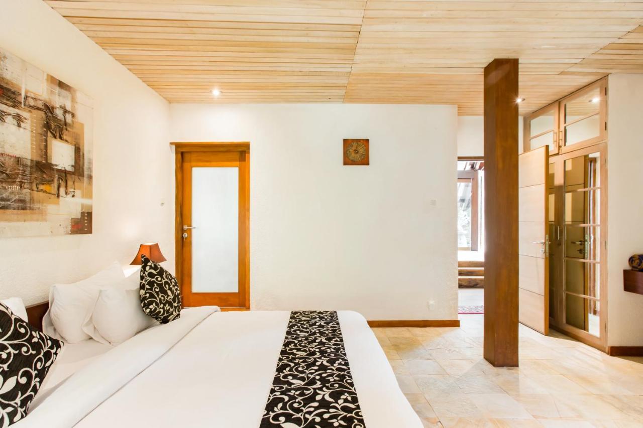 Seminyak Villa Kalyca Exteriör bild